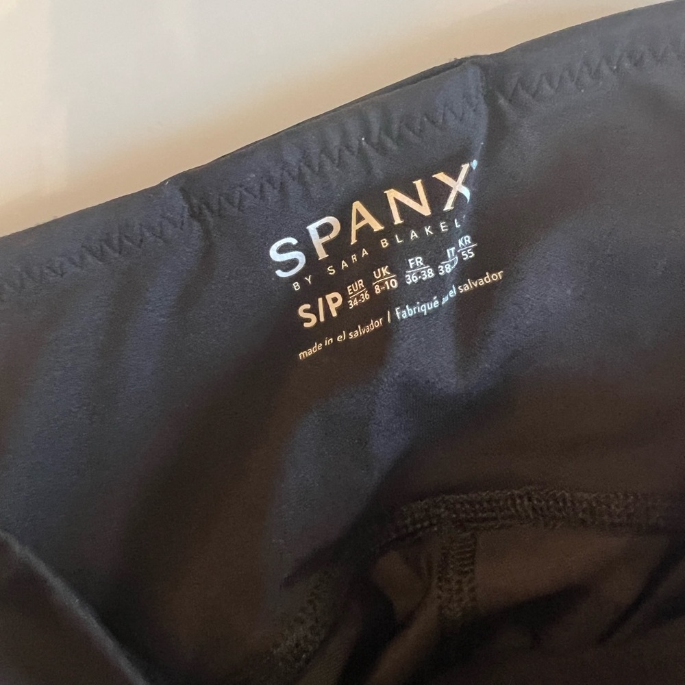 Spanx active cropped legging